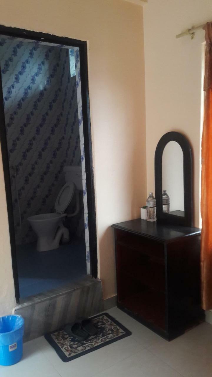 Hotel Direction Pokhara Room photo