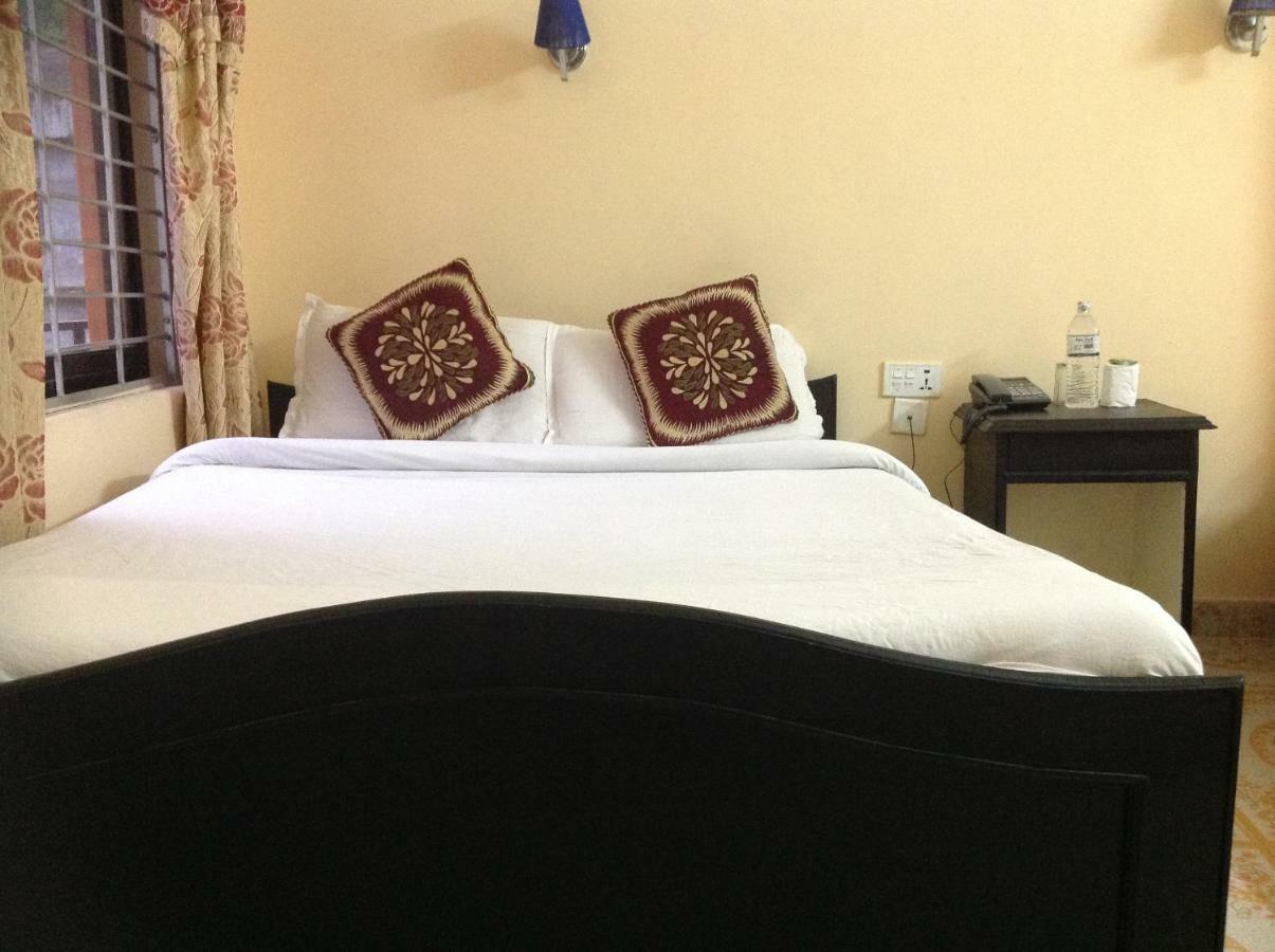 Hotel Direction Pokhara Exterior photo