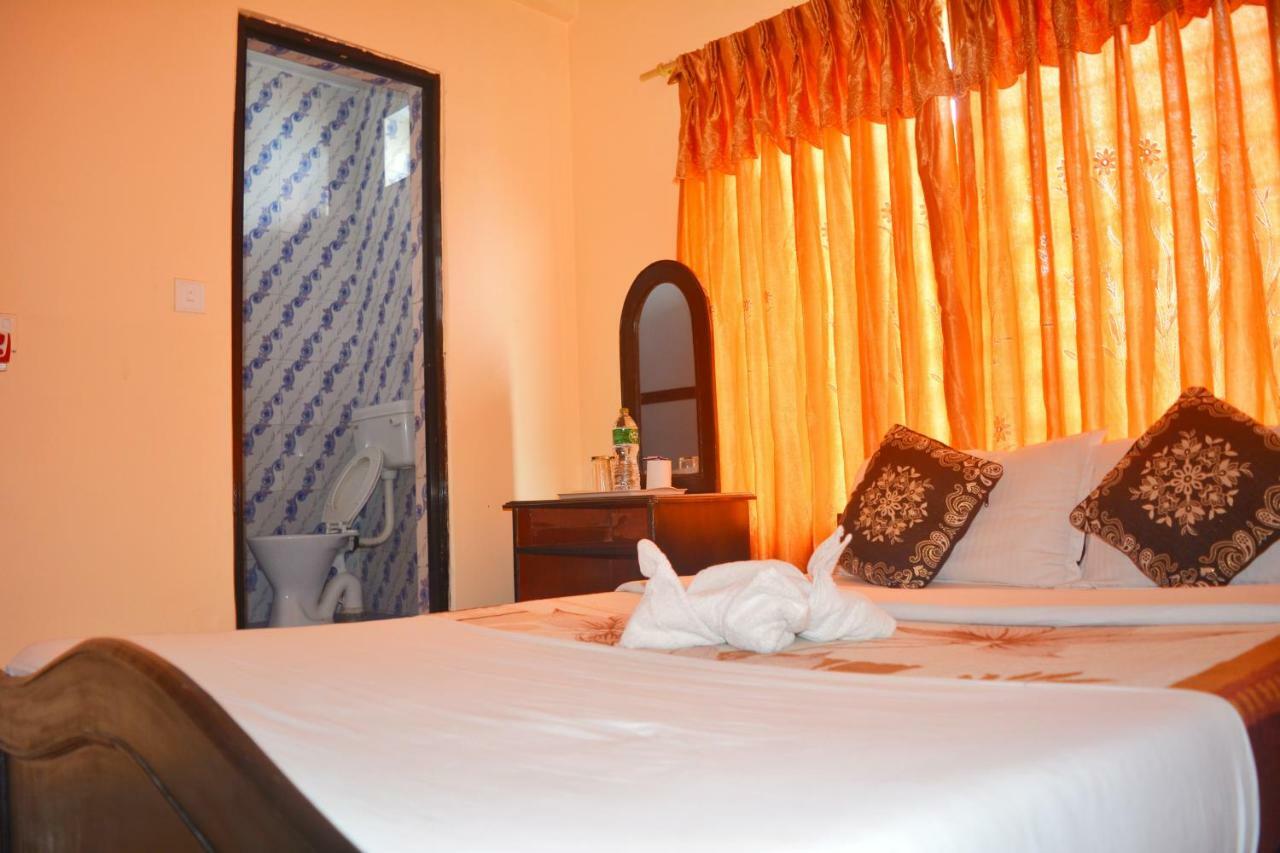 Hotel Direction Pokhara Exterior photo