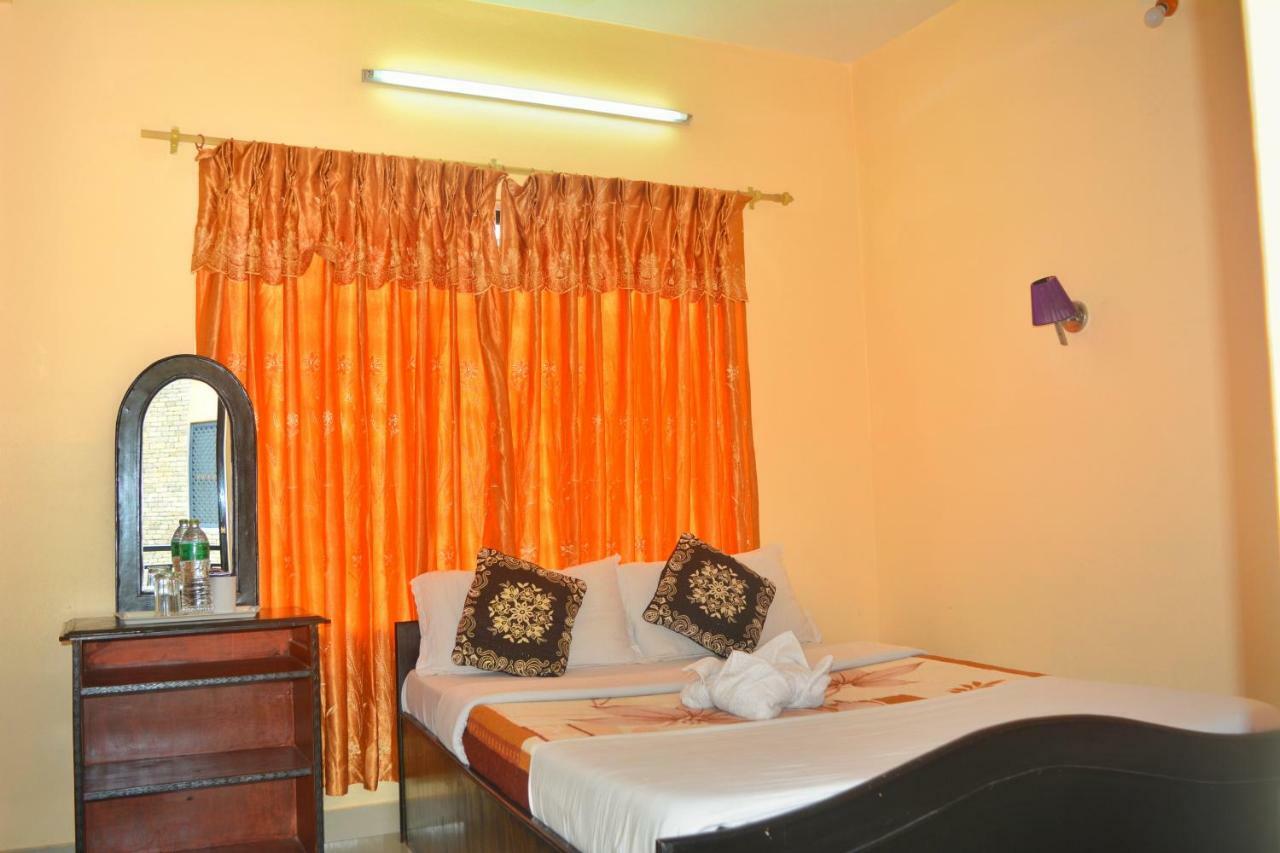 Hotel Direction Pokhara Exterior photo