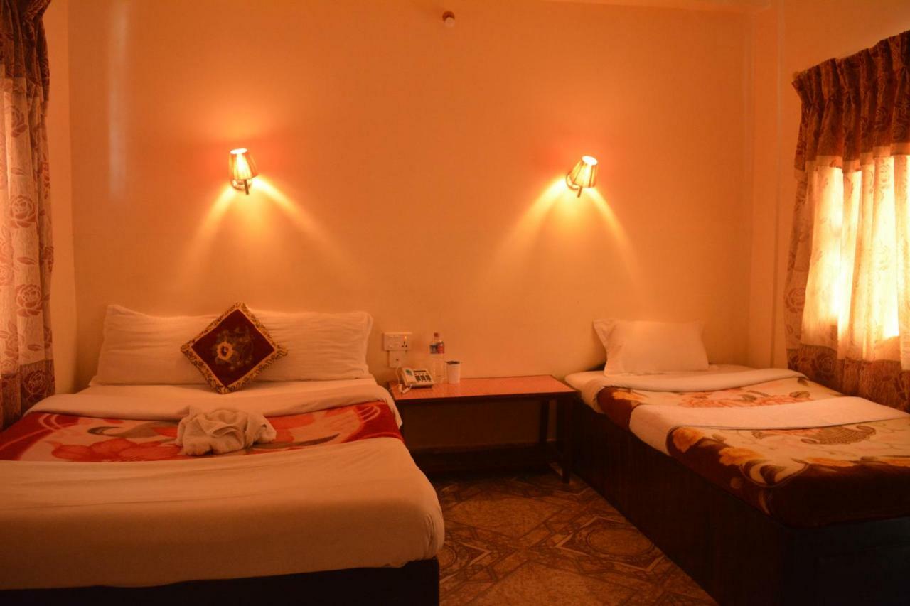 Hotel Direction Pokhara Exterior photo