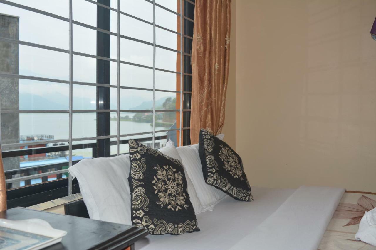 Hotel Direction Pokhara Exterior photo